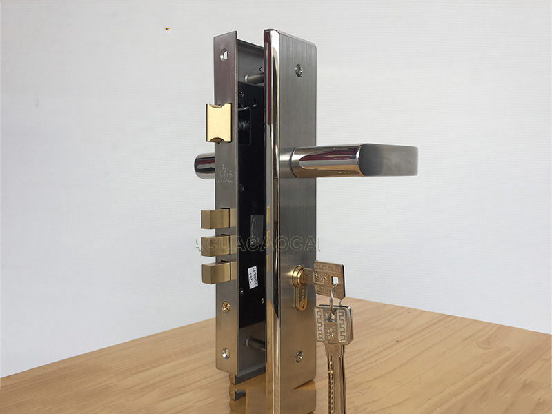 KHÓA CỬA CHÍNH INOX HUY HOÀNG SS-8510 KHÓA CỬA CHÍNH INOX HUY HOÀNG SS-8510