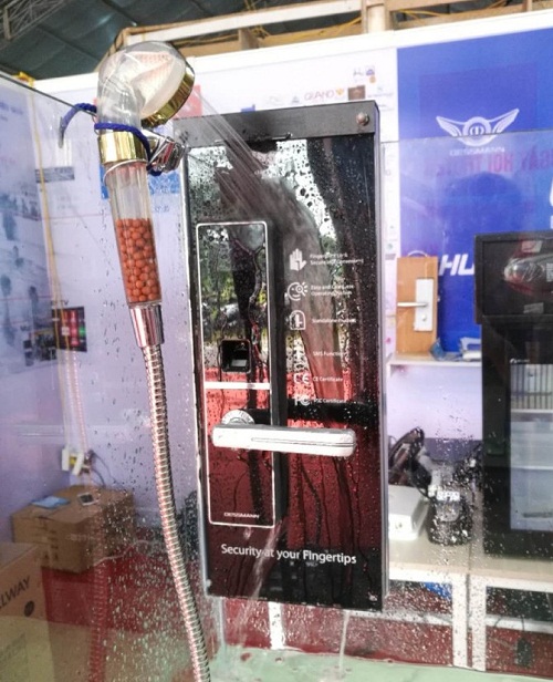 Khóa thẻ từ Dessmann C800
